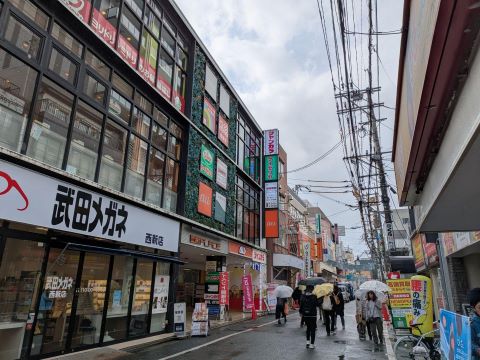 あっぱれ食堂前は新聚楽
