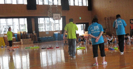 講師二人とスタッフ
