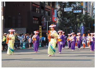 博多区市民どんたく隊の写真