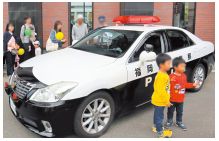 パトカーの写真