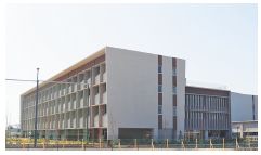 照葉はばたき小学校の写真