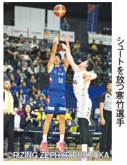 シュートを放つ寒竹選手