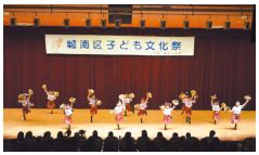 ダンスの披露写真