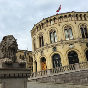 ノルウェーの国会議事堂の写真