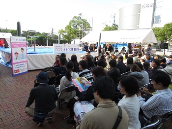 イベント開始前のステージの様子