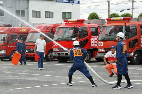 放水の競技中
